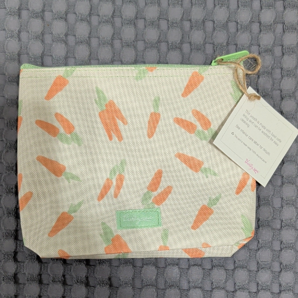 Thirty-One Carrot Pattern Zipper Snack Pouch